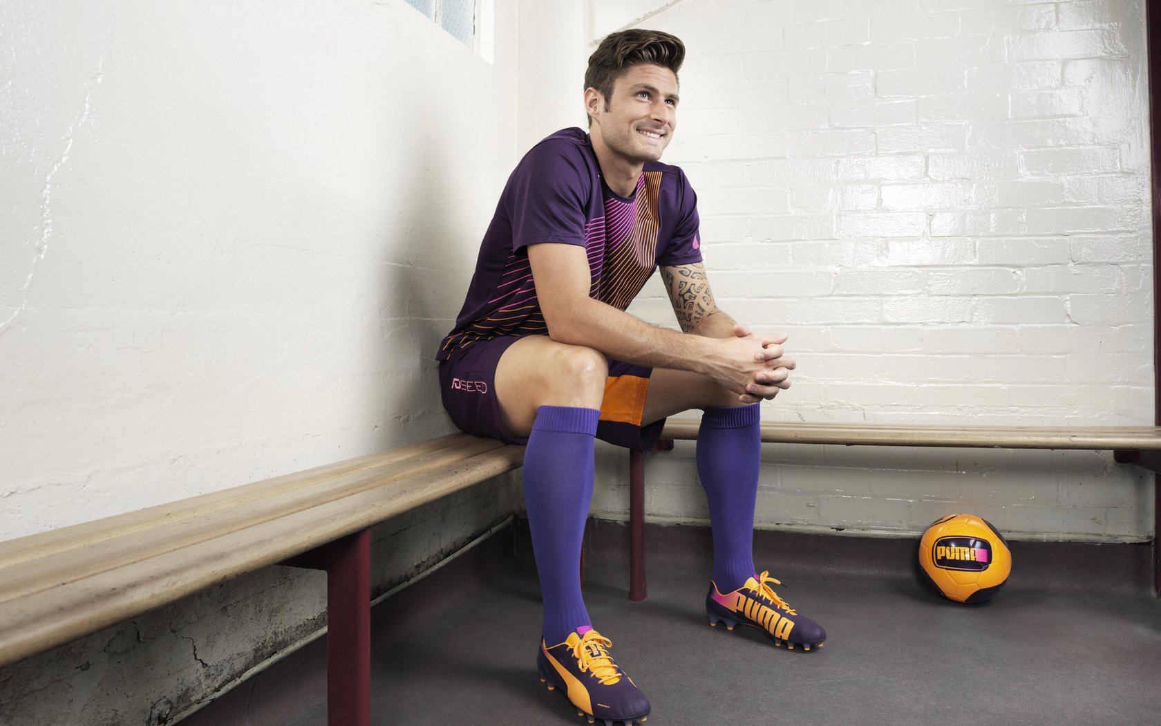 _场外故事:运动员公益慈善引关注_,善待运动员